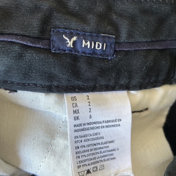 American Eagle Outfitters khaki Midi shorts black - Picture 4 of 4